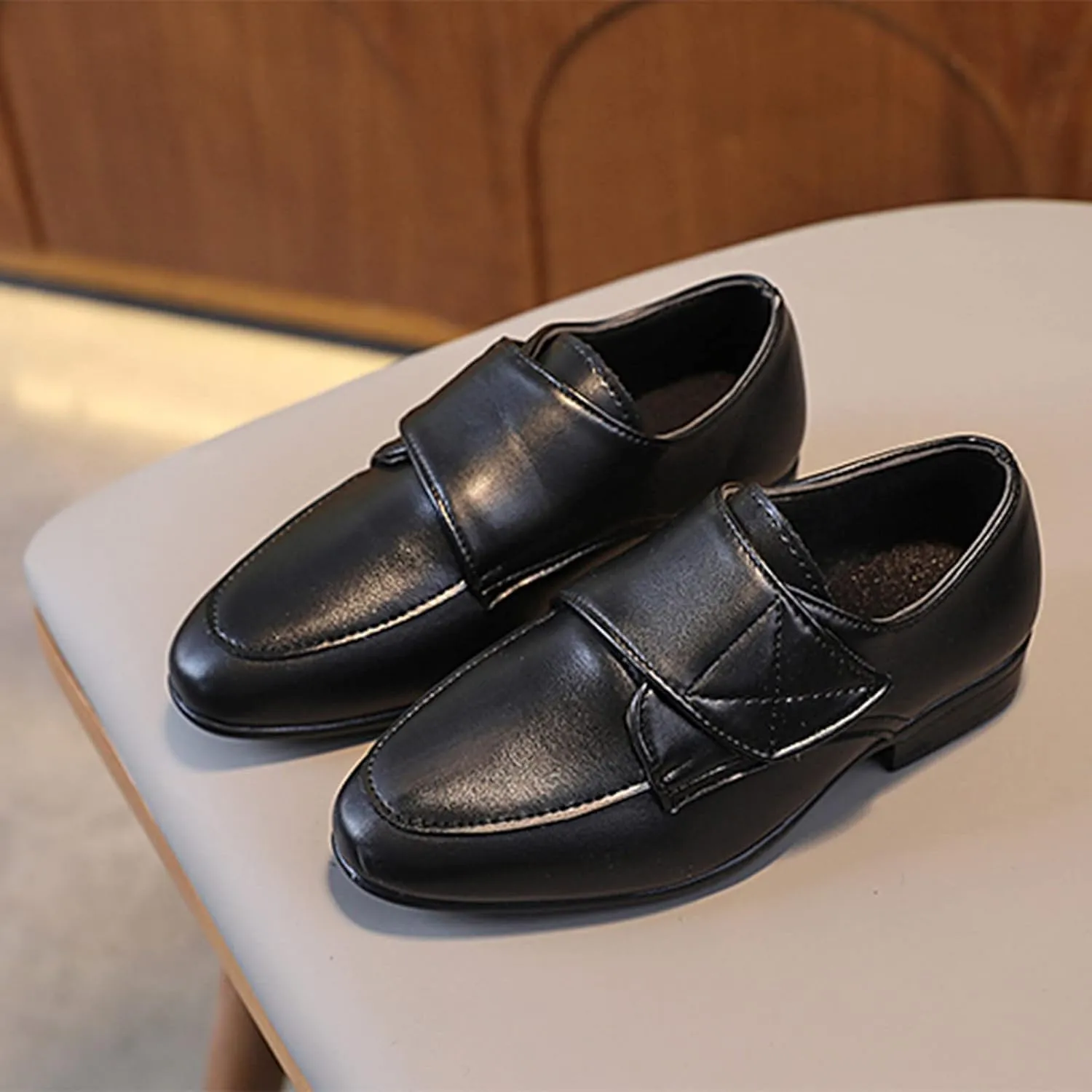 Fashion Children Boys Leather Shoes Pointed Low Heel Solid Color Hook Loop Slip On Dress Shoes for Toddler Girls